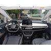 Pentium Nat 5 Seat High Performance Electric Cars 140km/h White Black Color