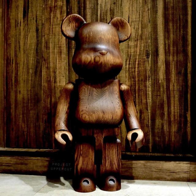 OEM Carving Standing Large Wooden Sculpture , Wooden Artist Doll Anti Rust