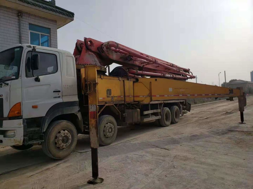 Construction Machine Used Putzmeister 49 Meter Boom Pump