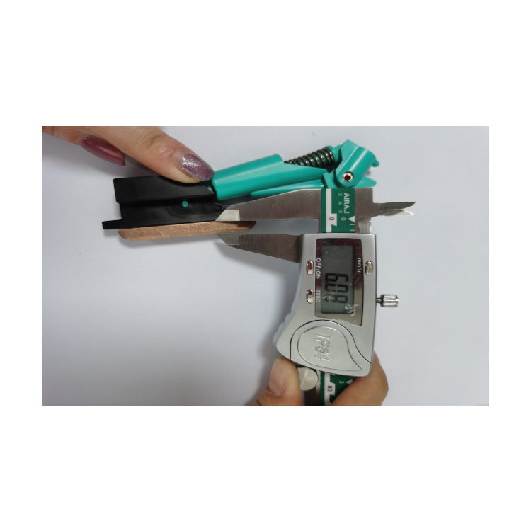 Rail Current Collector Shoes For Gantry Crane High Power Compact