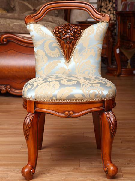 Buy cheap King And Queen Birch Antique Wooden Throne Chair Scratch Resistant from wholesalers