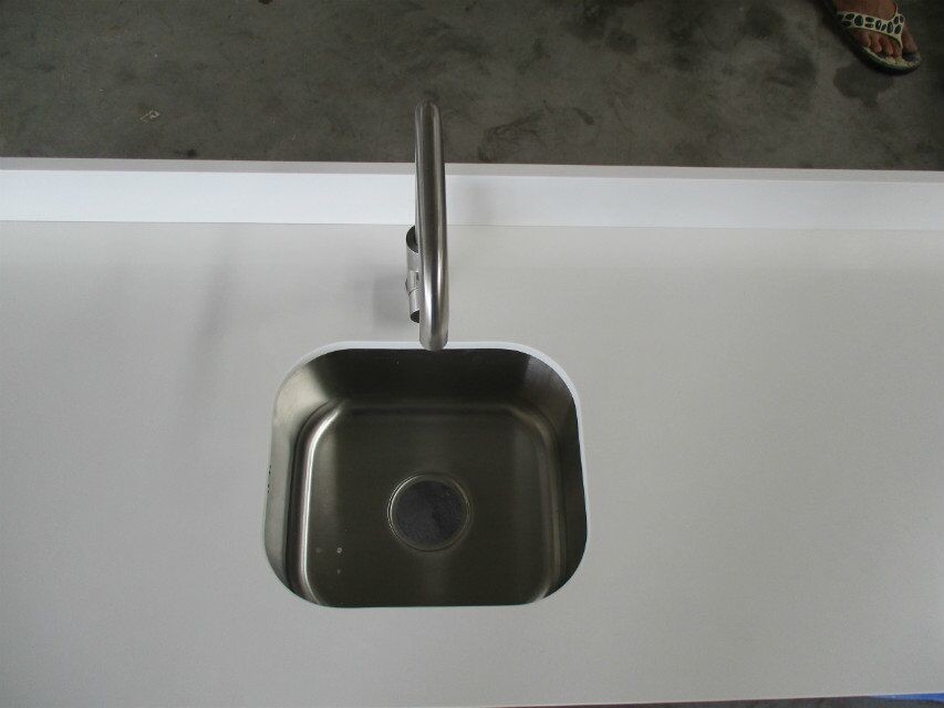 White quartz kitchen worktops quartz kitchen top solid surface kitchen worktops