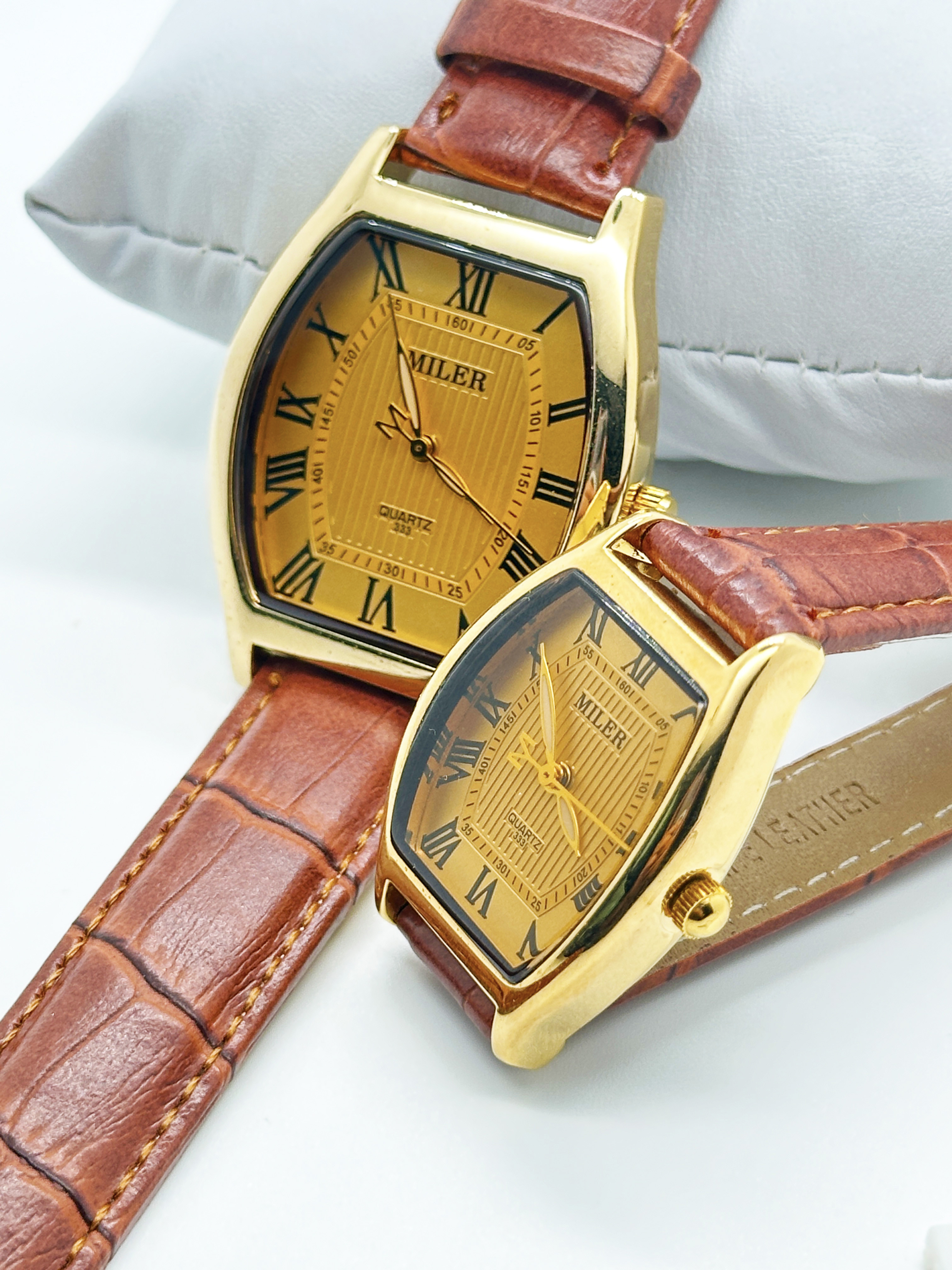 Unisex Stylish Couple Watch Waterproof Luminous Quartz Watch