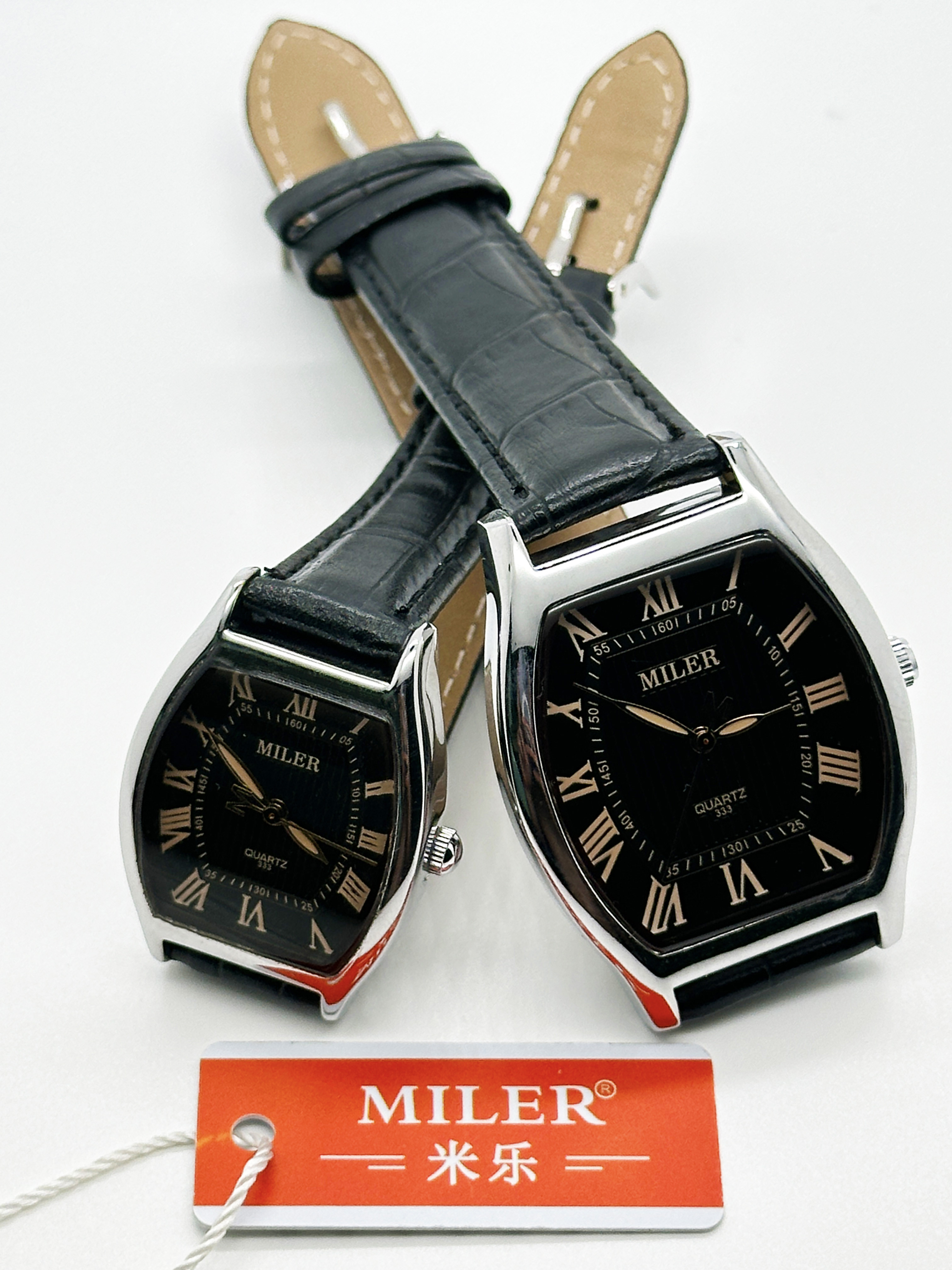 Luminous Quartz Couples Wrist Watch With Genuine Leather Band
