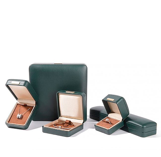 Dark Green Vintage PU Square Buckle Packaging Box For Jewelry