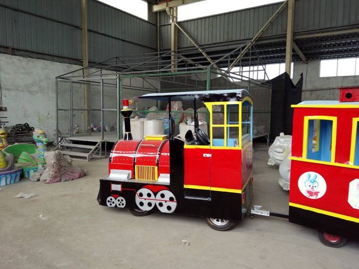 25 Seats Kids Trackless Train Amusement Ride For Theme And Amusement Parks