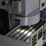 6m/Min Rapid Feed 4 Axis VMC Machine 1500x420mm Work Table BT40 Machining Center