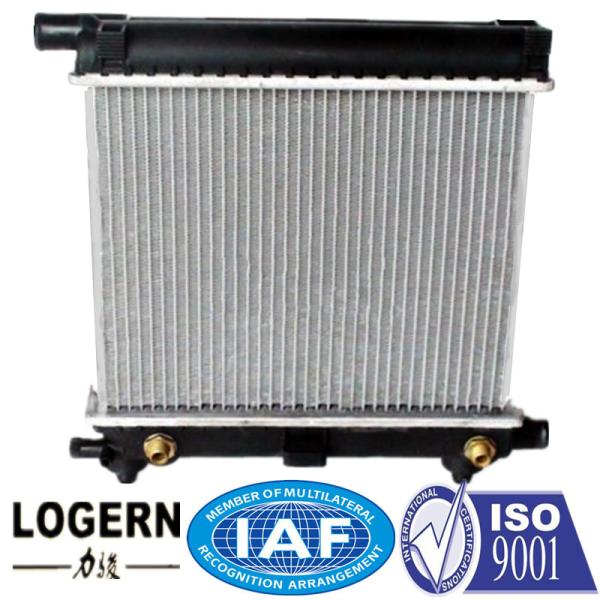 Buy cheap AT Transmission 1982mercedes 190 Radiator , Replacement Aluminum Radiator Sealed from wholesalers