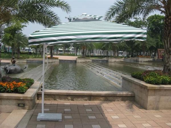 Buy cheap 2.5 sun umbrellas advertising umbrellas from wholesalers