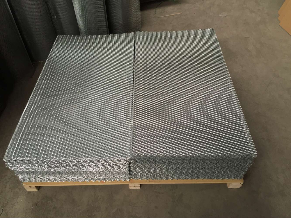 35cm Width Aluminium Galvanized Expanded Metal Mesh Sheet 1.5mm Thickness