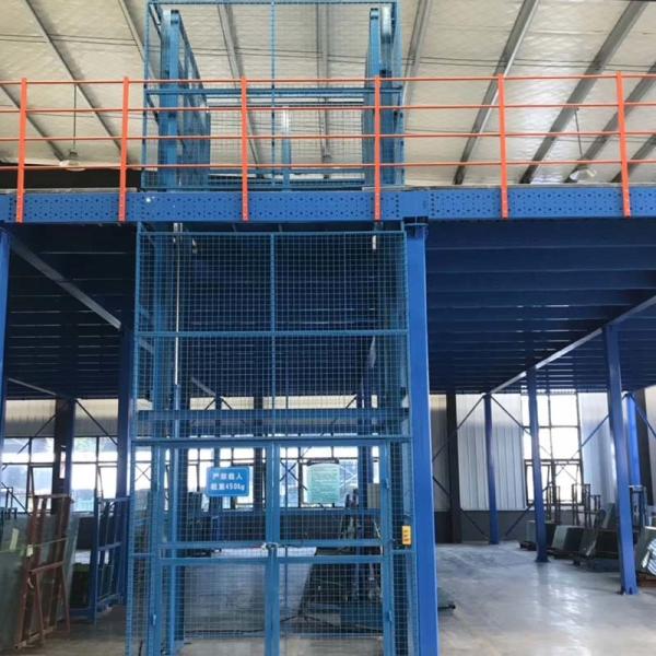 Customized mezzanine floor with safety railings