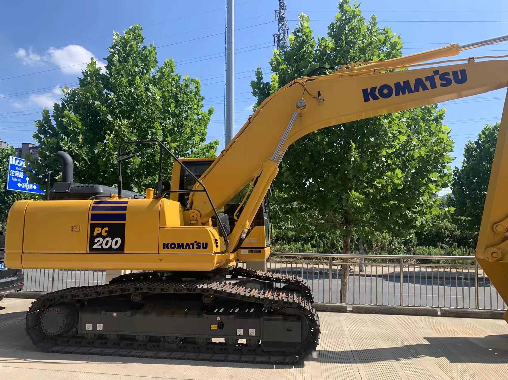 20 Ton Used Excavator Komatsu PC200-10 with and Lowest from Original Japan