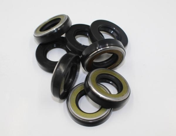Buy cheap 704-17-01810 7041701810 Oil Seal Komatsu Parts For Excavator 330M 510 512 515 518 BP500 D20A D20AG from wholesalers