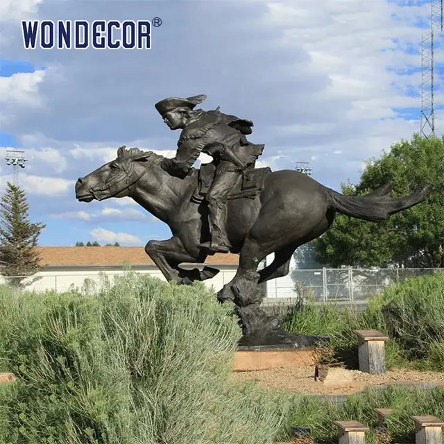 Large Memorial Design Outdoor Casting Bronze Cavalry Soldier Sculpture