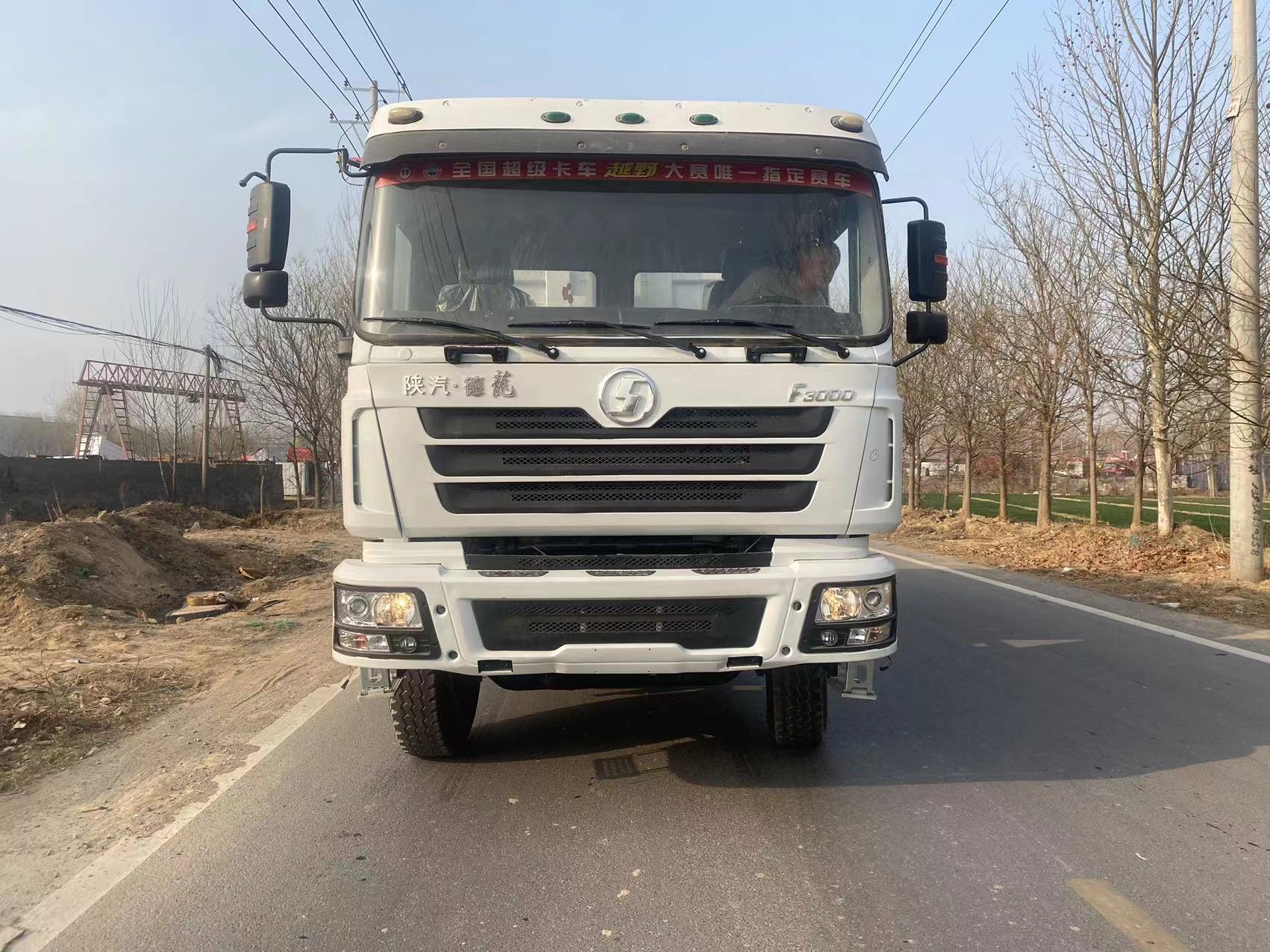 6x4 Refurbished 380hp Shacman Dump Truck for Engineering Transportation at Affordable