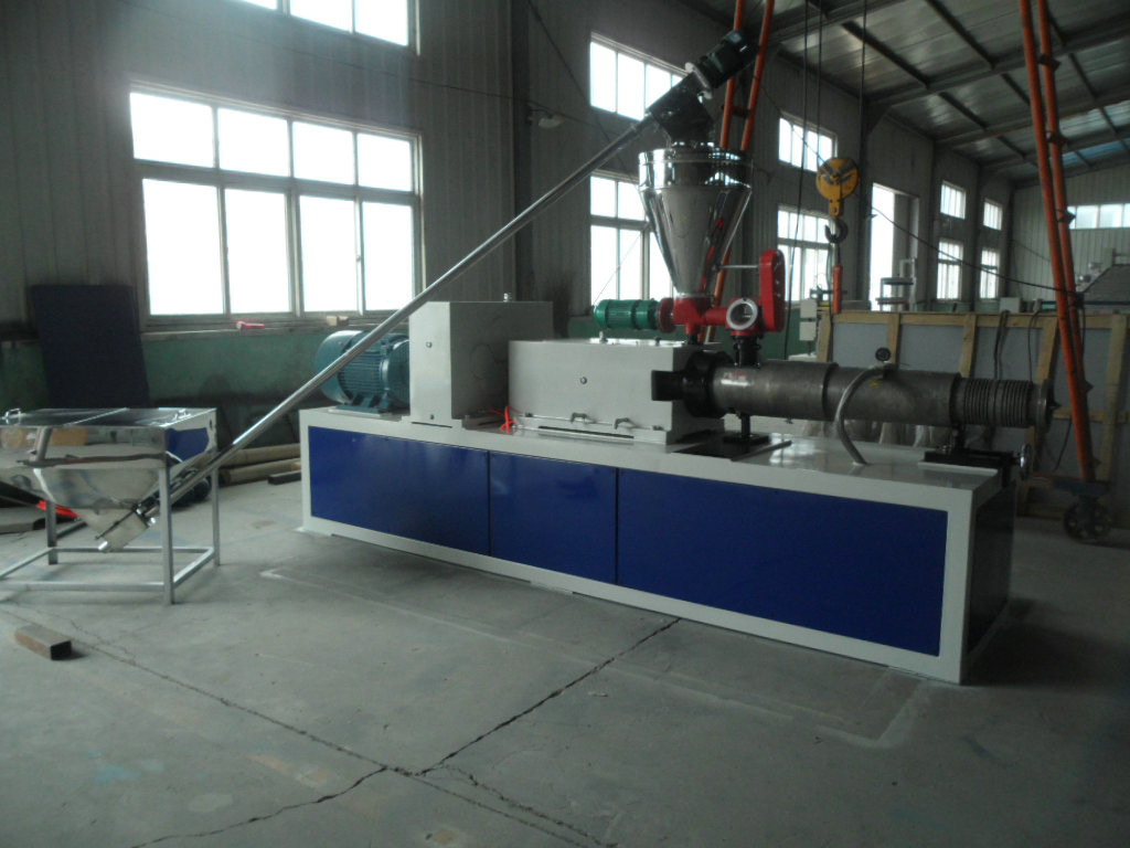 Fully Automatic WPC Profile Production Line , WPC Decking Profile Making Machine