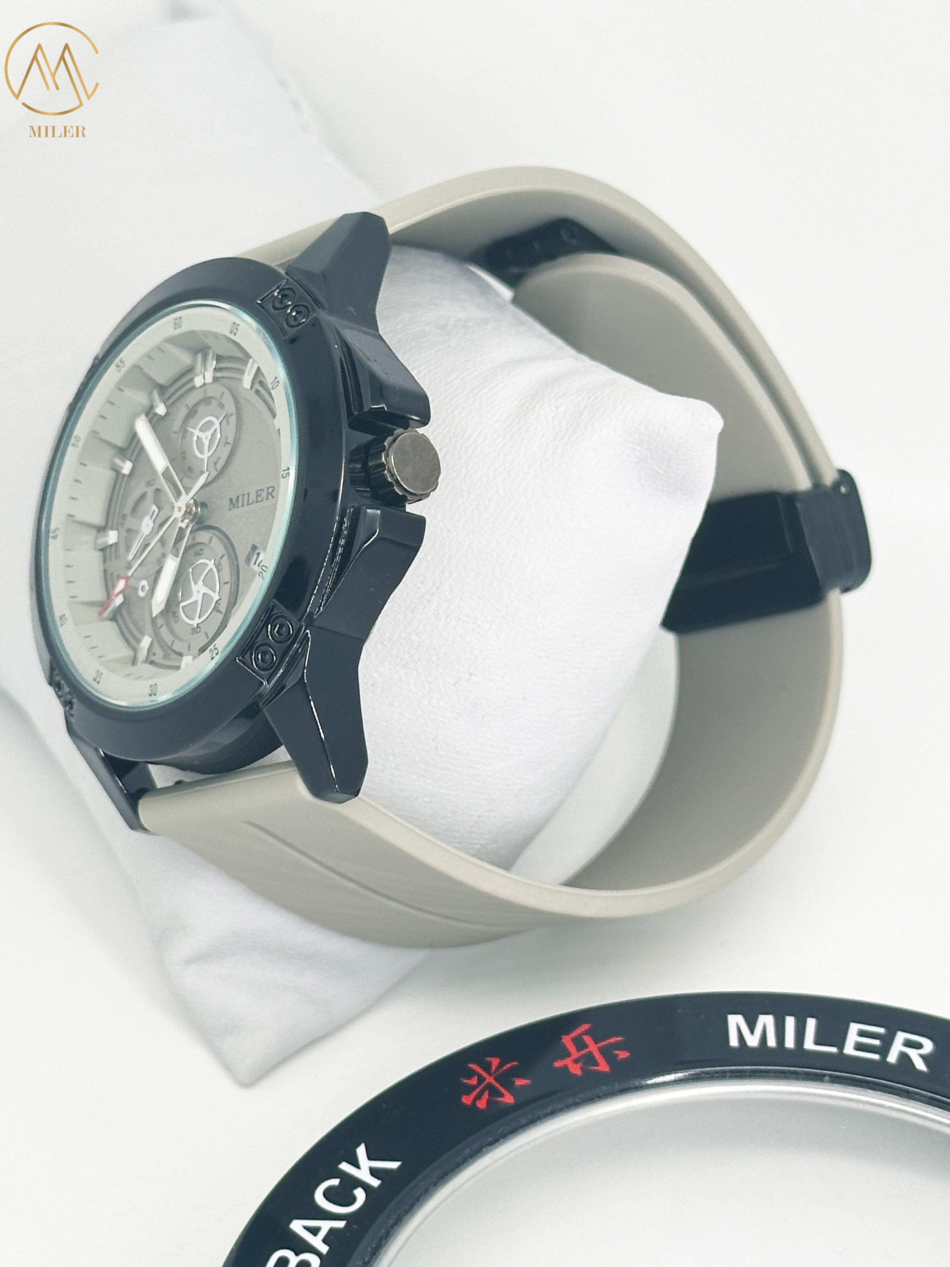 Sport Quartz Watch Silicone Strap With Date Alloy Case Wristwatch Gift