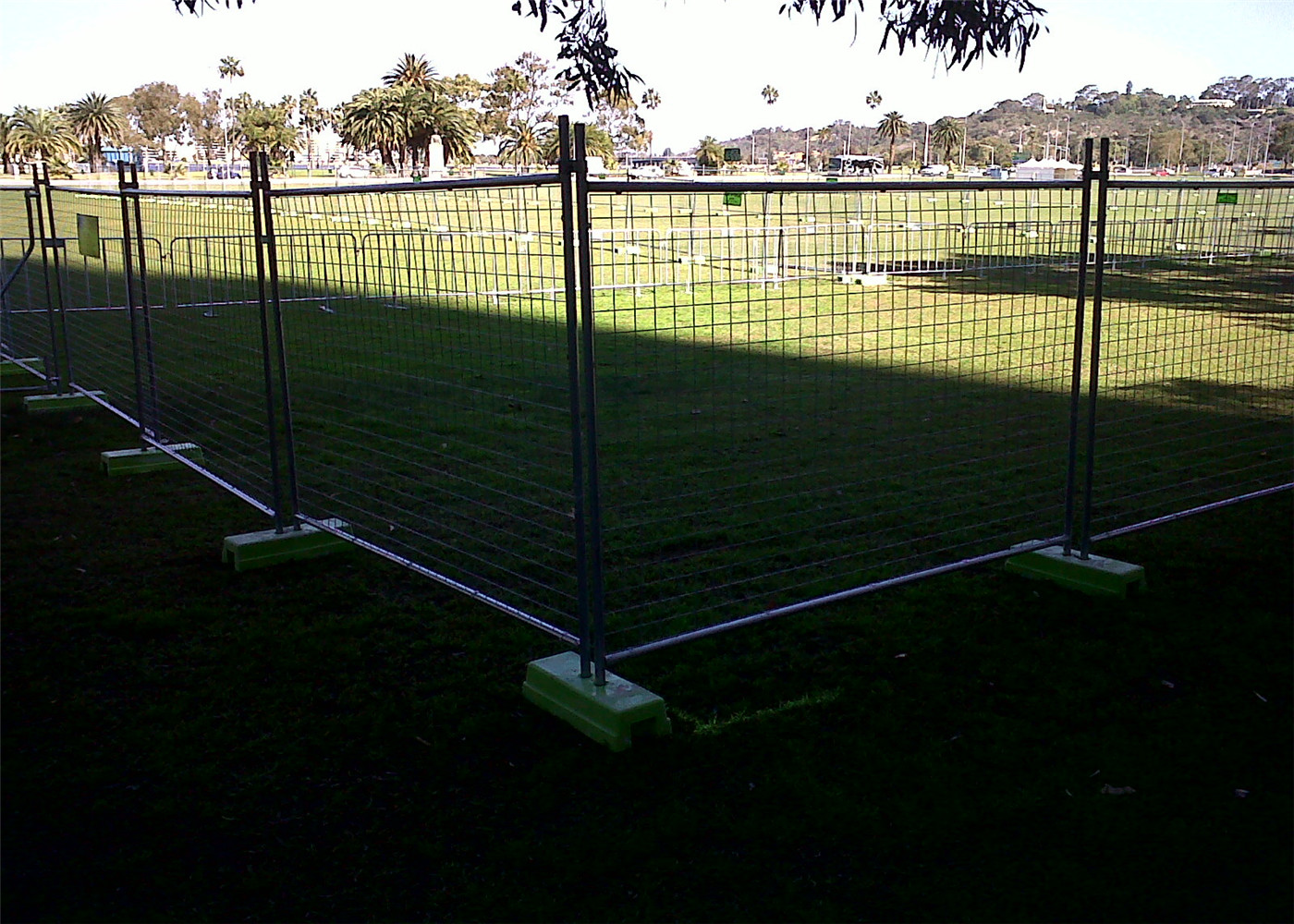 2100mm*2400mm temporary fence panels hot dipped galvanized 42 microns hdg NZS375.15 primer Standard 2.1m*2.4m