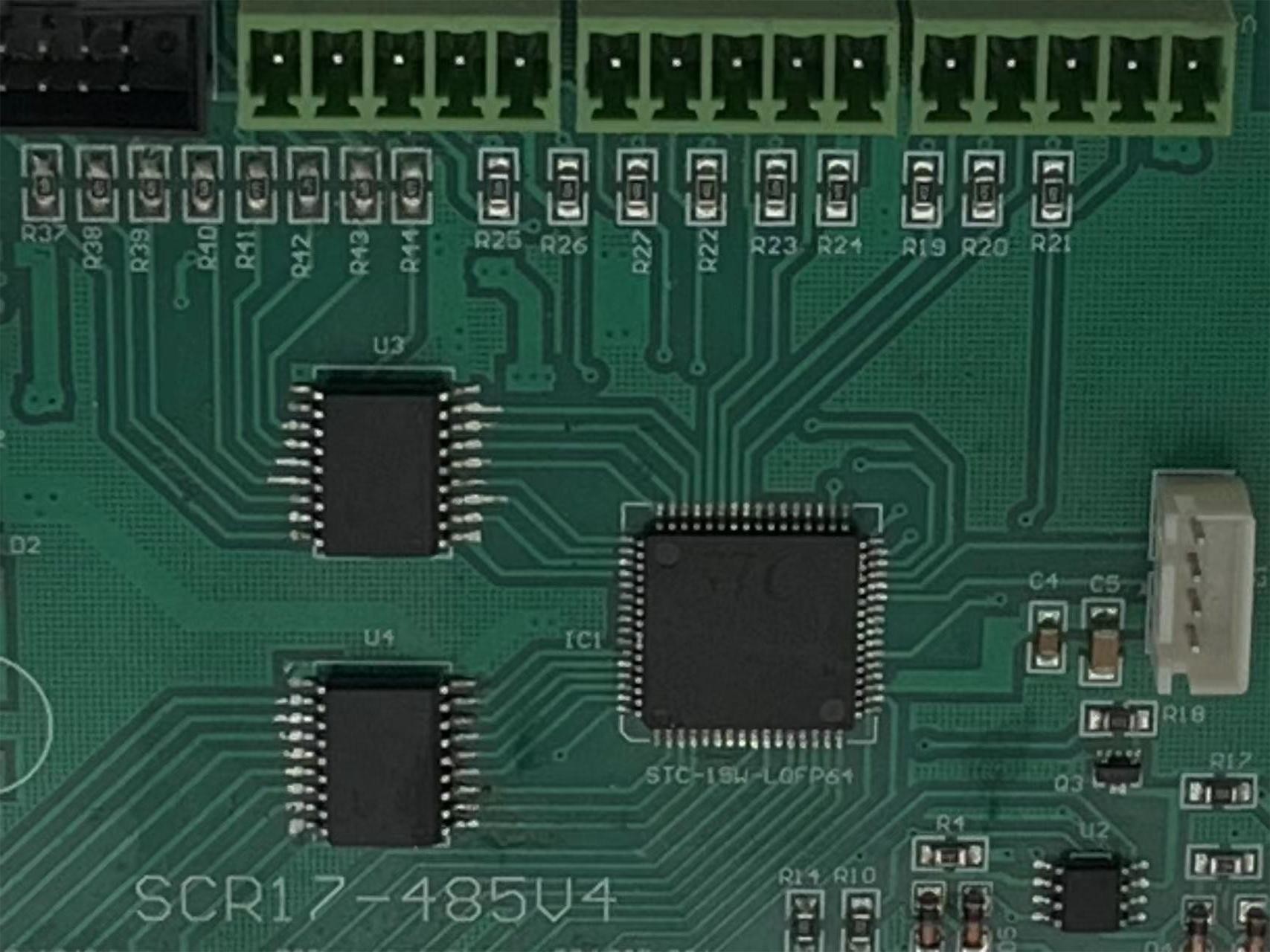 Quick Turn Printed Circuit Board Assembly with 1.6mm Board Thickness and Green Soldmask