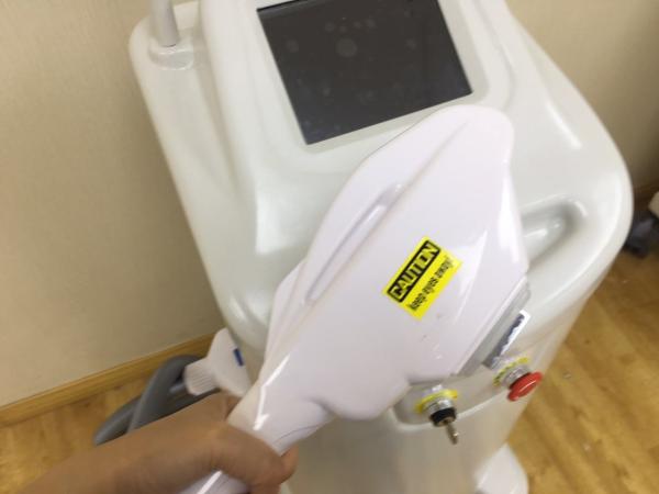 IPL RF Permanent Hair Removal Machine , E Light Radio Frequency Skin Tightening