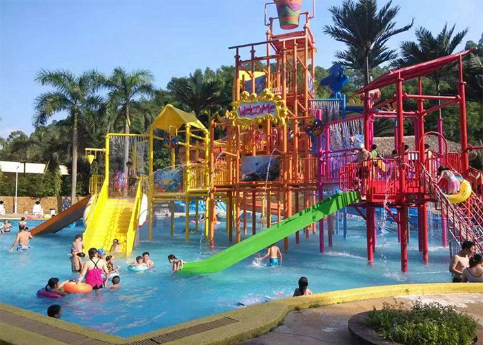 Outdoor 30 People ISO Water Playground Equipment