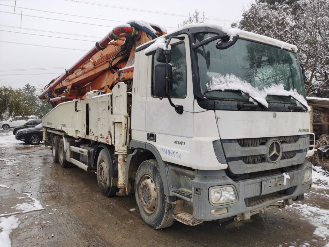 Second Hand Concrete Pump Zoomlion 52meter 56meter Good Price Truck Pump Machinery