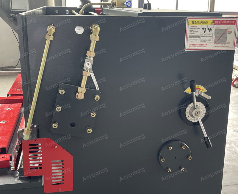4*2500mm Cutting CNC Hydraulic Guliitine Shearing Machine With E21S Metal Plate Cutter