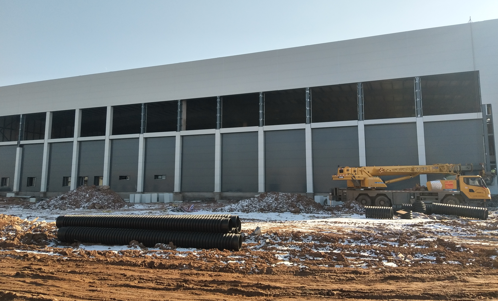 Industrial Low Carbon Steel Structure Hangar Factory Prefabricated Building Construction
