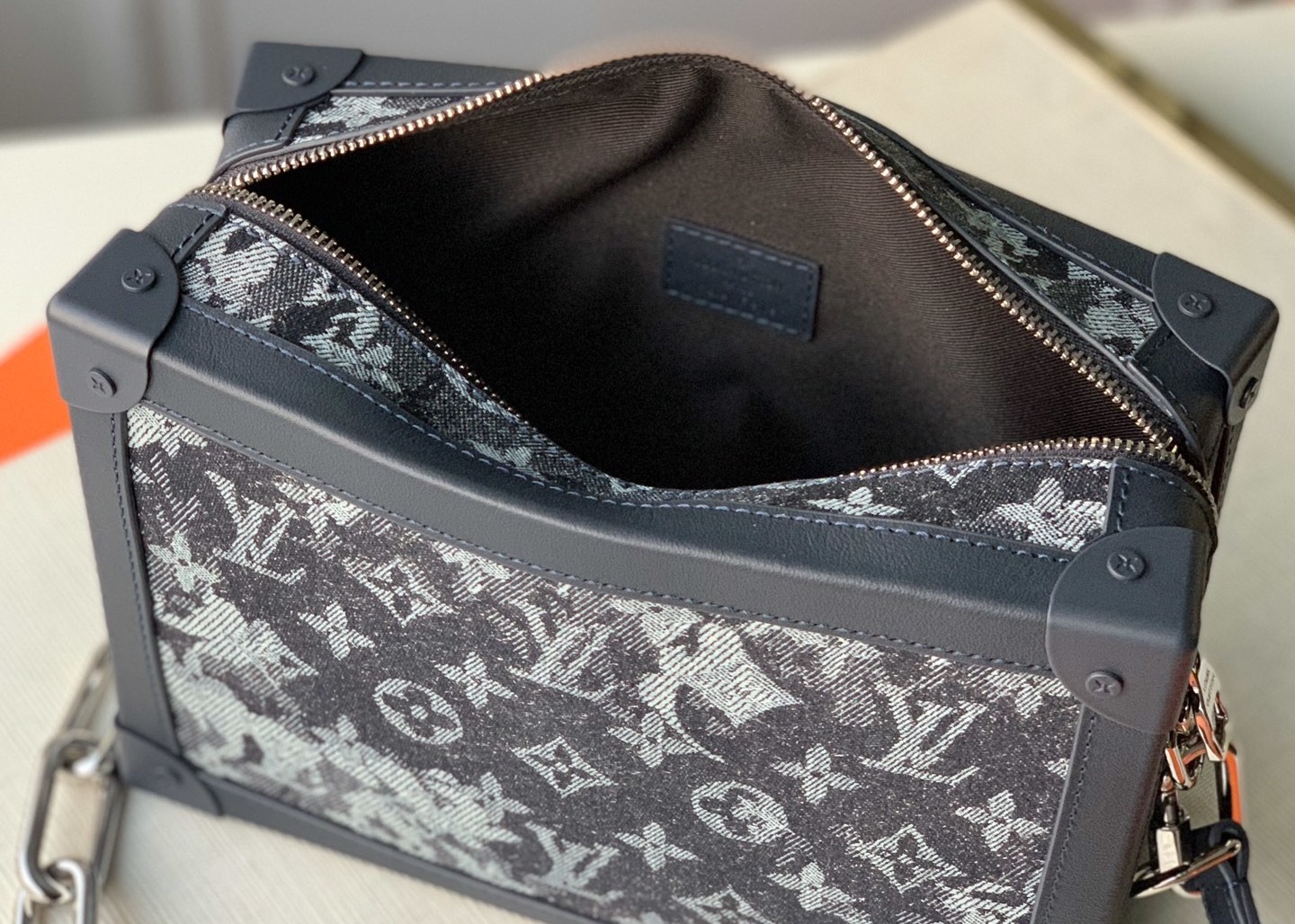 Unisex Soft Trunk Virgil Abloh Shoulder Bag With Zipper Open