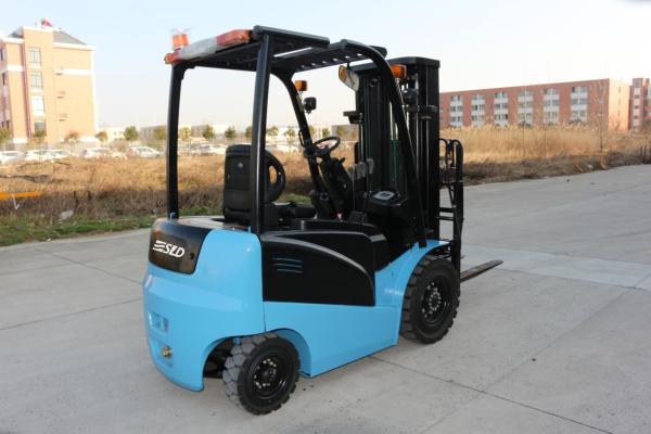 Buy cheap 3500kg Compact Hydraulic Warehouse Electric Pallet Jack With 80V 500Ah Battery from wholesalers