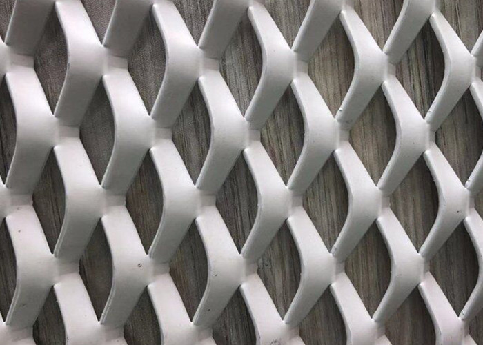 8x12mm Diamond Hole Galvanized Expanded Wire Mesh 0.5mm Thickness