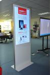 Network Optional Floor Standing Digital Signage Widely Used In Pubic Places