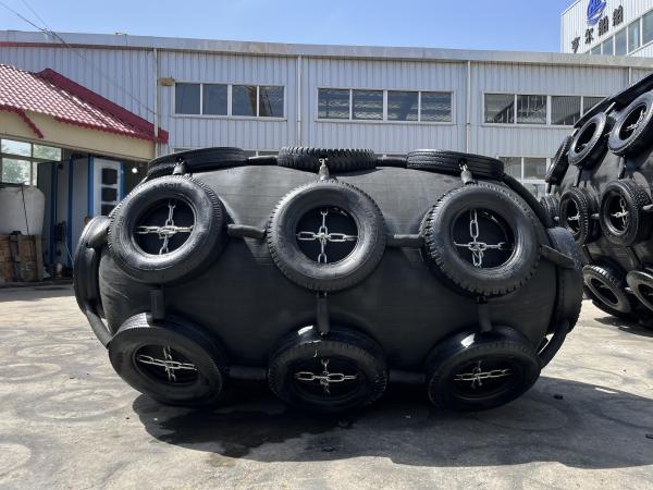 Buy cheap Customized Black Pneumatic Rubber Fender High Durability from wholesalers