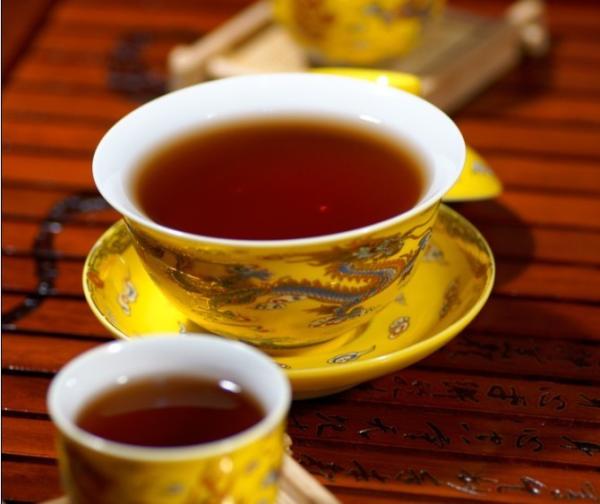 Buy cheap Yunnan Royal Pu Erh Tea Cake, Chinese Ripe Puerh Tea Super Grade from wholesalers