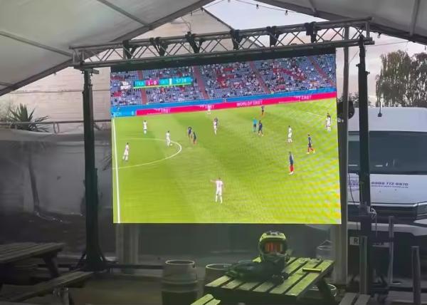 Rental Outdoor Waterproof & Anti LED Digital Signage IP65 Resolution HD Epistar