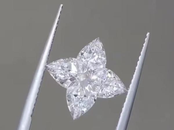 White Lab Grown Diamonds 4CT CVD LV Cut Loose Diamond DEF VS1 For Jewelry