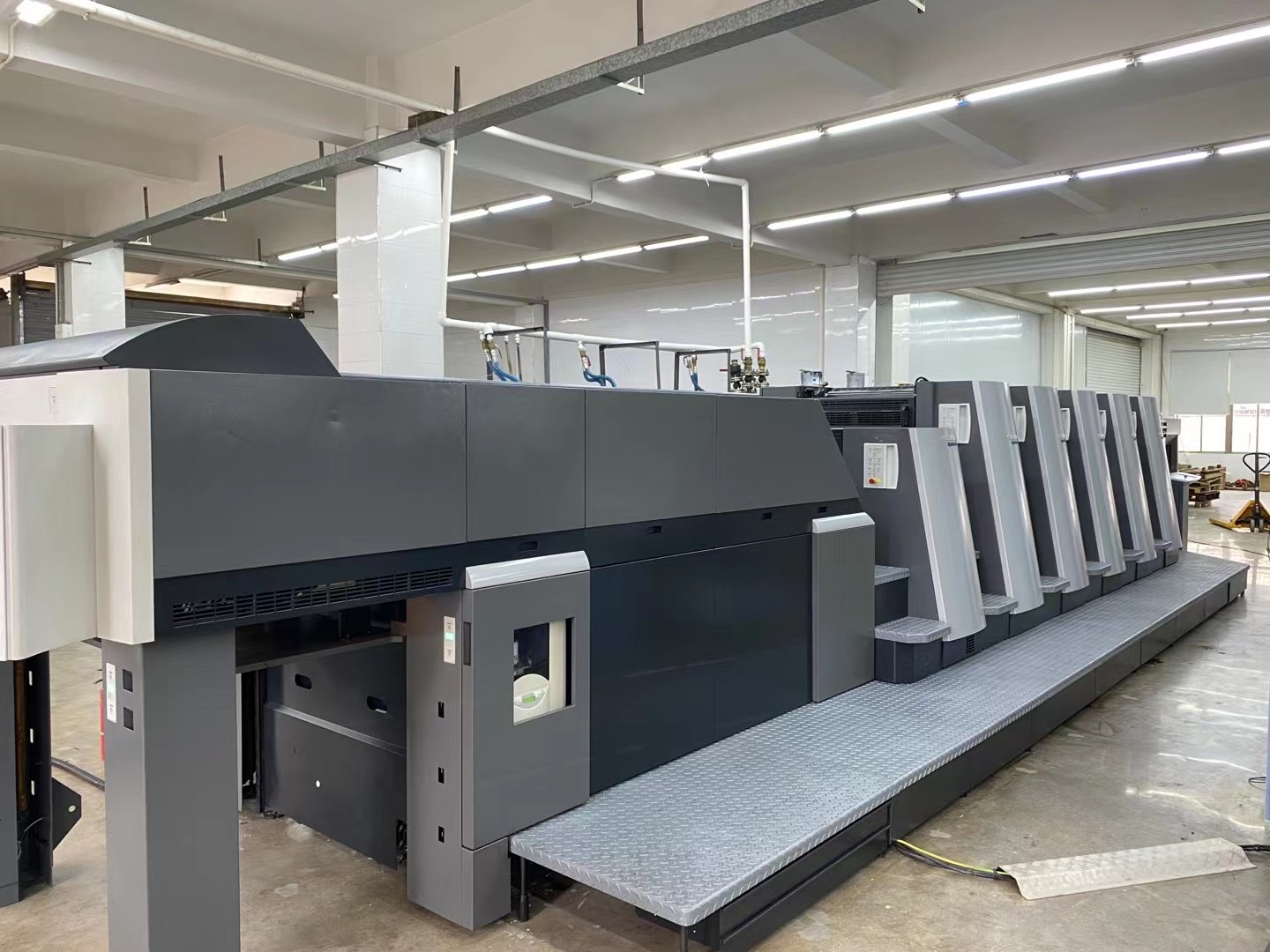 Used Multifunctional Offset Printing Machine 2800*2800*1600mm Sustainable For Large Businesses