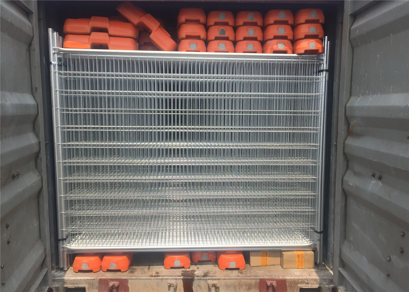 Honest Temporary Fence OD 32mm*2.00 wall thick Mesh 60mm*150mm*4.00mm Diameter 2.1m*2.4m AS4687-2007 standard