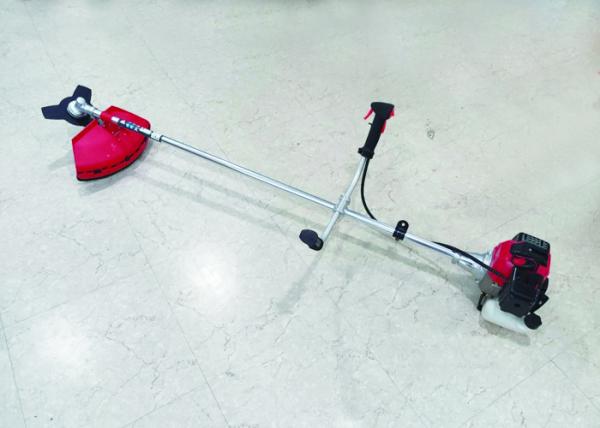 Buy cheap 3T Metal Blade Weed Cutter Machine / Commercial Grade Petrol Grass Cutter from wholesalers