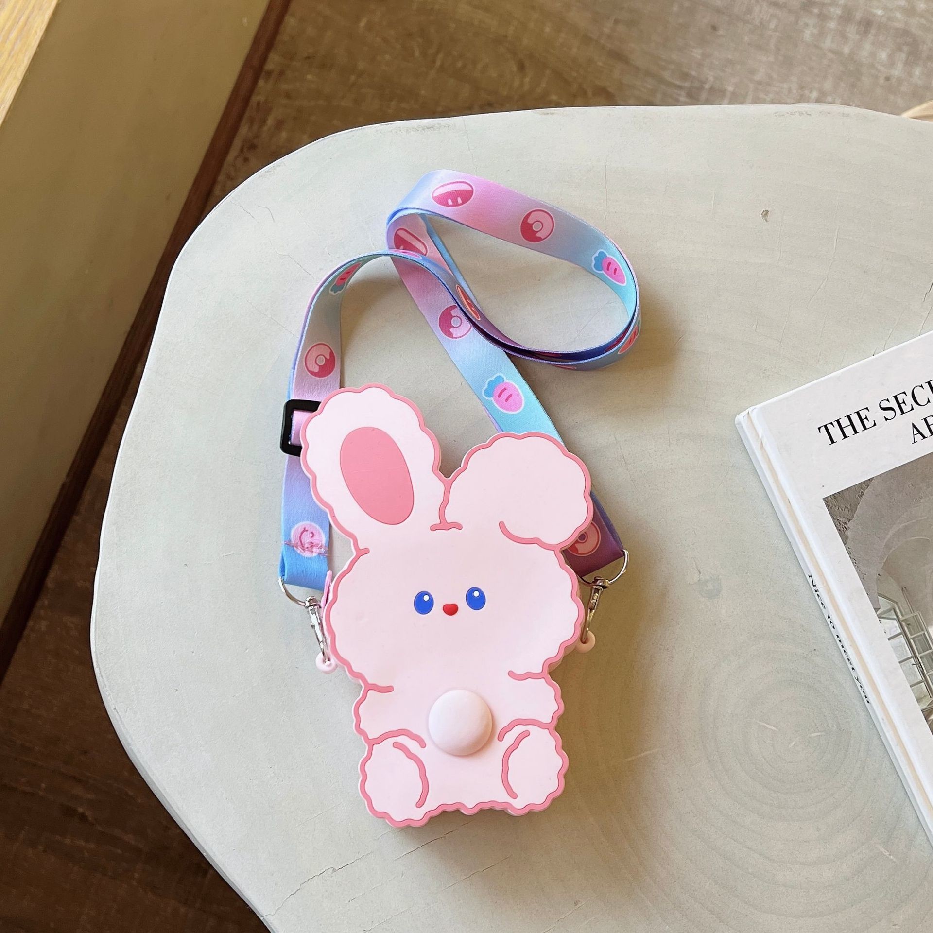 Lightweight BPA Free Silicone Pen And Pencil Box Pop Shoulder Purse Fidget Toys Bag For Girls Corssbody Shoulder Purse