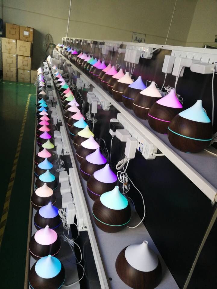7 Color Changing LED Light 200ml White 24V Bluetooth Aroma Diffuser