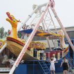 Theme Park Pirate Ship Ride , Pirate Ship Boat Ride With Dragon Decoration