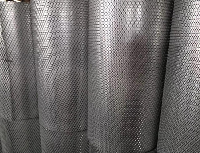 Galvanized Air Filter Mesh Carbon Steel Material 0.35 Mm Thickness