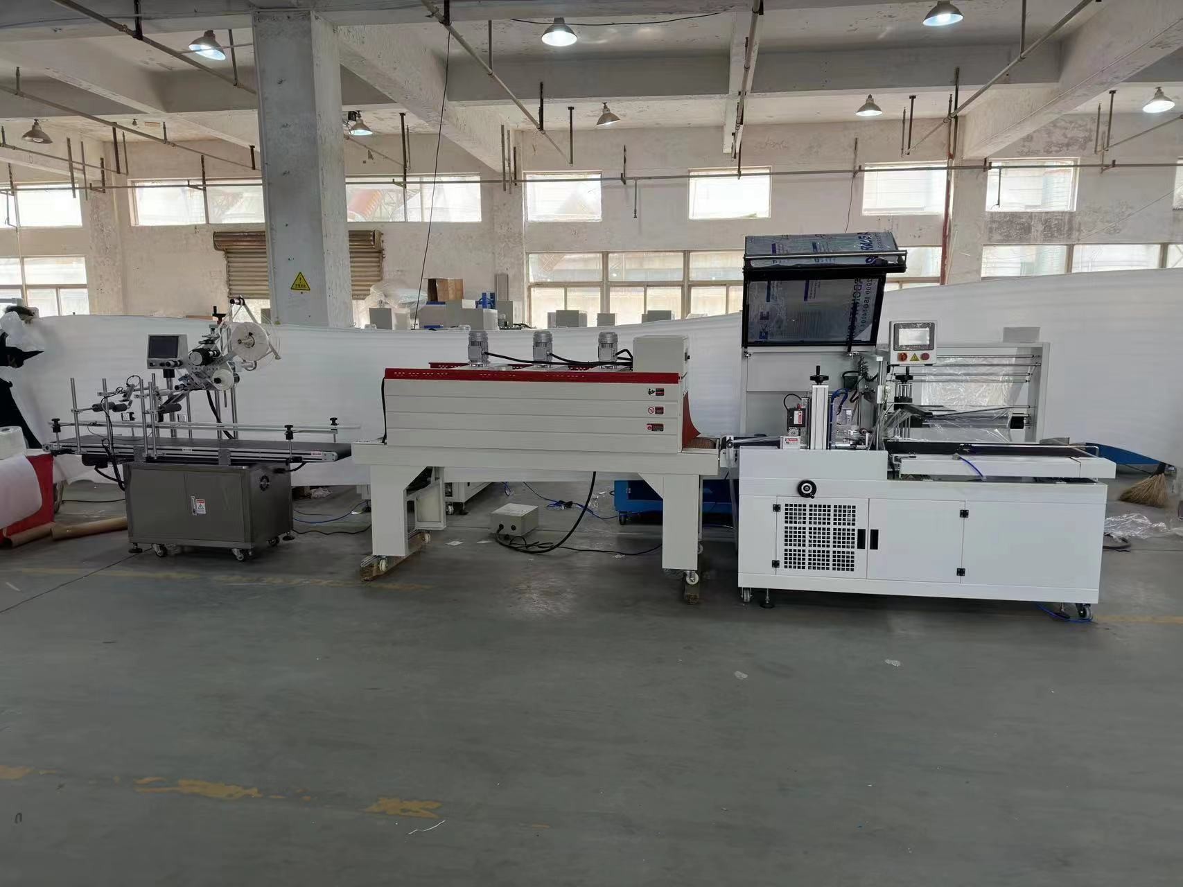 Good Price Maxi Roll Automatic Toilet Tissue Paper Shrink Packing Machine