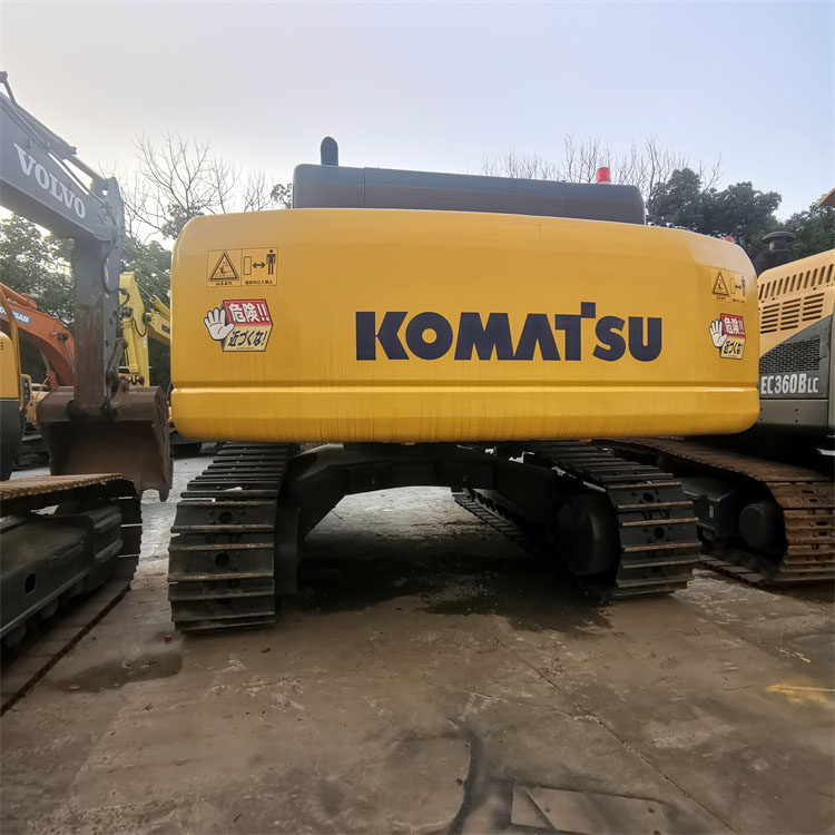 Used Komatsu PC450 Hydraulic Excavator in Good Condition Made in Japan 257 KW Power