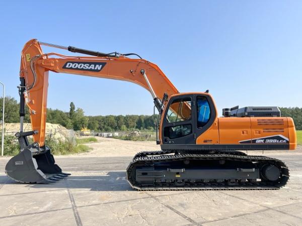Buy cheap Korea Used Doosan Excavator for sale Second Hand DX300LC Jindongyu Machinery from wholesalers
