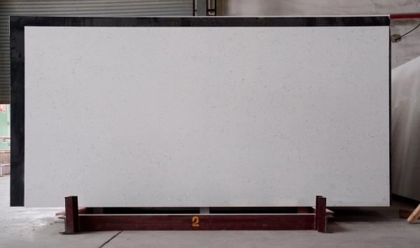 Buy cheap Polished White Carrara Quartz Countertops Strong Resistance To Scratch from wholesalers