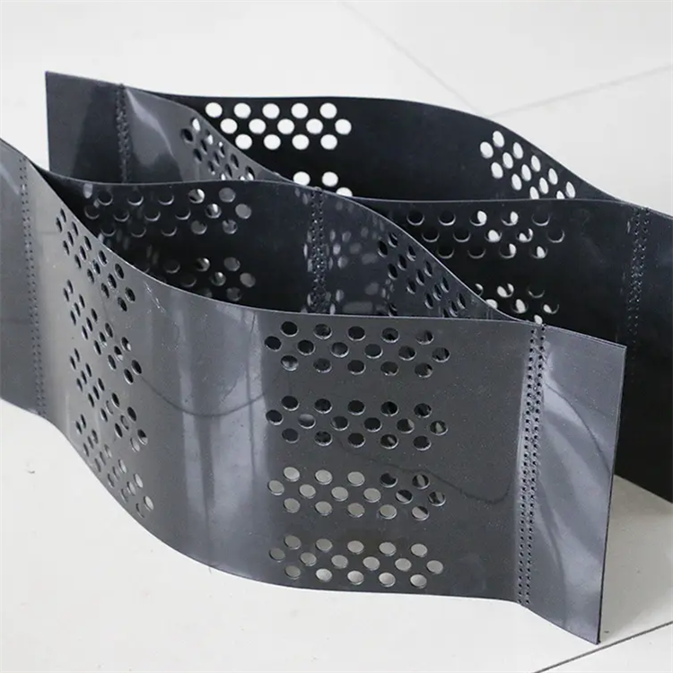 Smooth HDPE Geocell for Durable Retaining Wall on Highway and Railway Construction