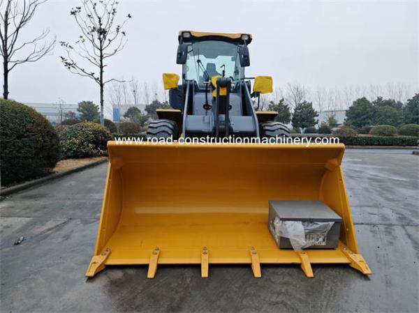 Buy cheap 3 Ton Small Wheel Loader LW300FN in Zimbabwei for Construction from wholesalers