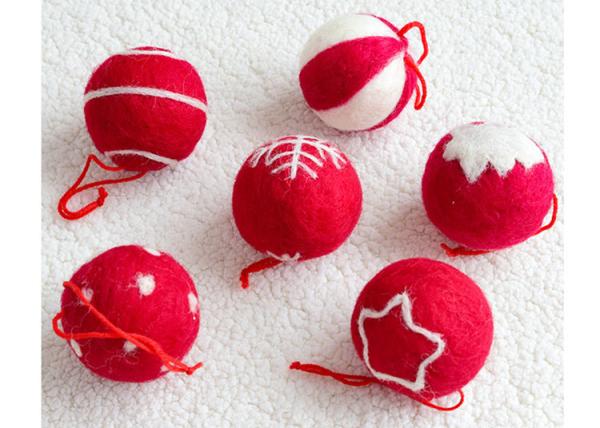 Buy cheap EN79 3cm Wool Felt Balls With Embroidered Snowflakes from wholesalers
